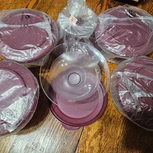 Tupperware dessert cups set of 6 NEW burgundy and clear